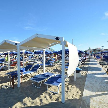 Riccione Beach Hotel - Enjoy Your Summer -Beach Village Incluso Εξωτερικό φωτογραφία