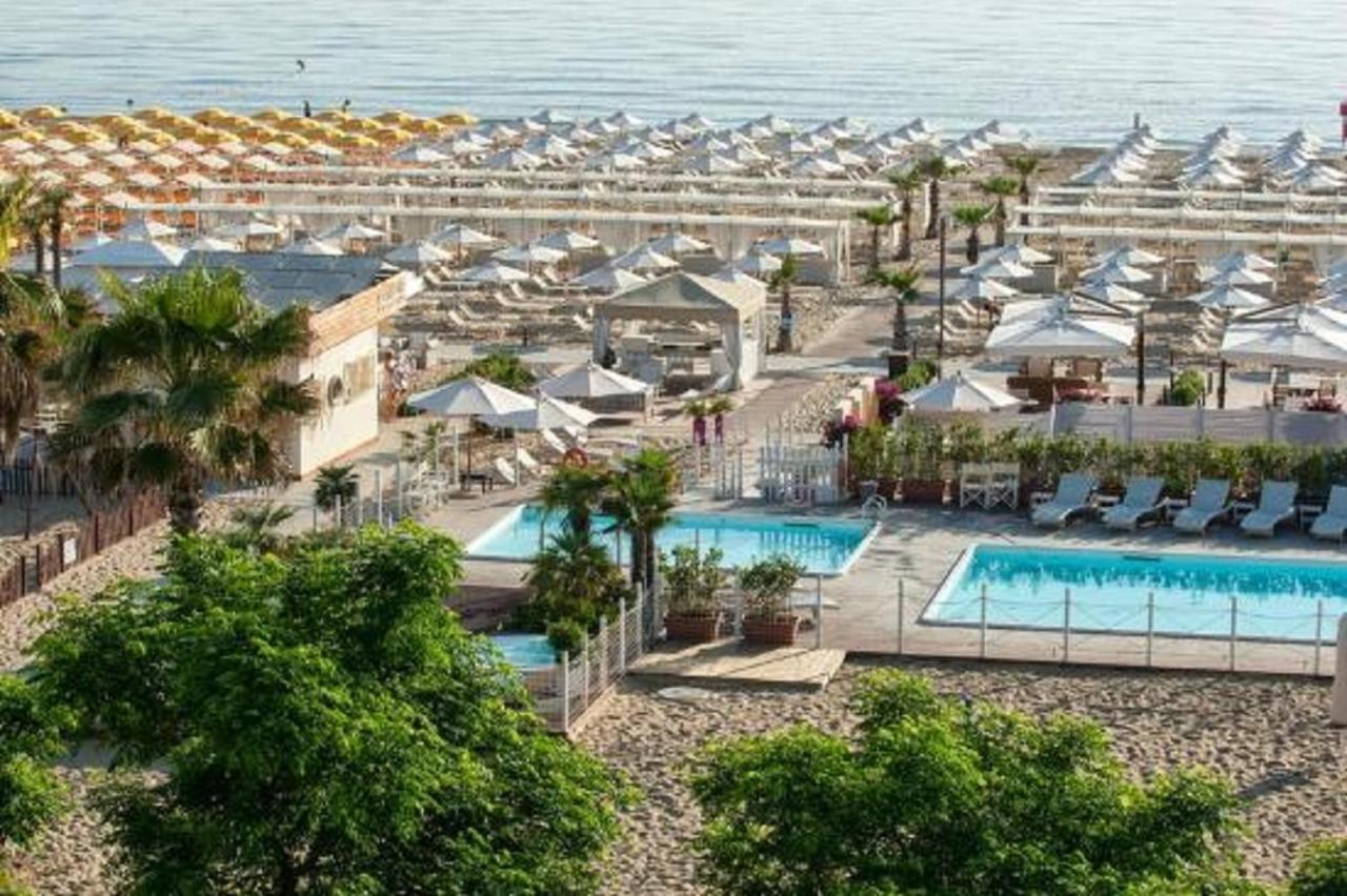 Riccione Beach Hotel - Enjoy Your Summer -Beach Village Incluso Εξωτερικό φωτογραφία